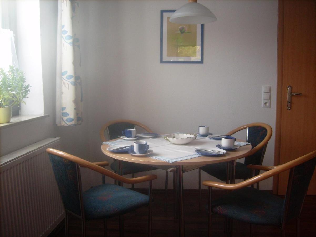 Ferienwohnung Schaefer Waldbreitbach Exterior foto